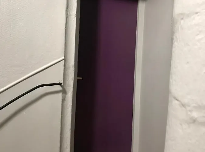 Carnot 2* Beaune (Cote d'Or)